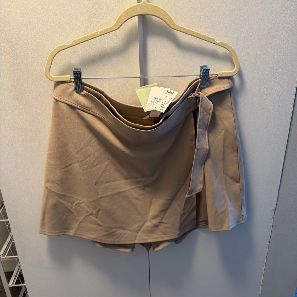 Tan Women's Skort